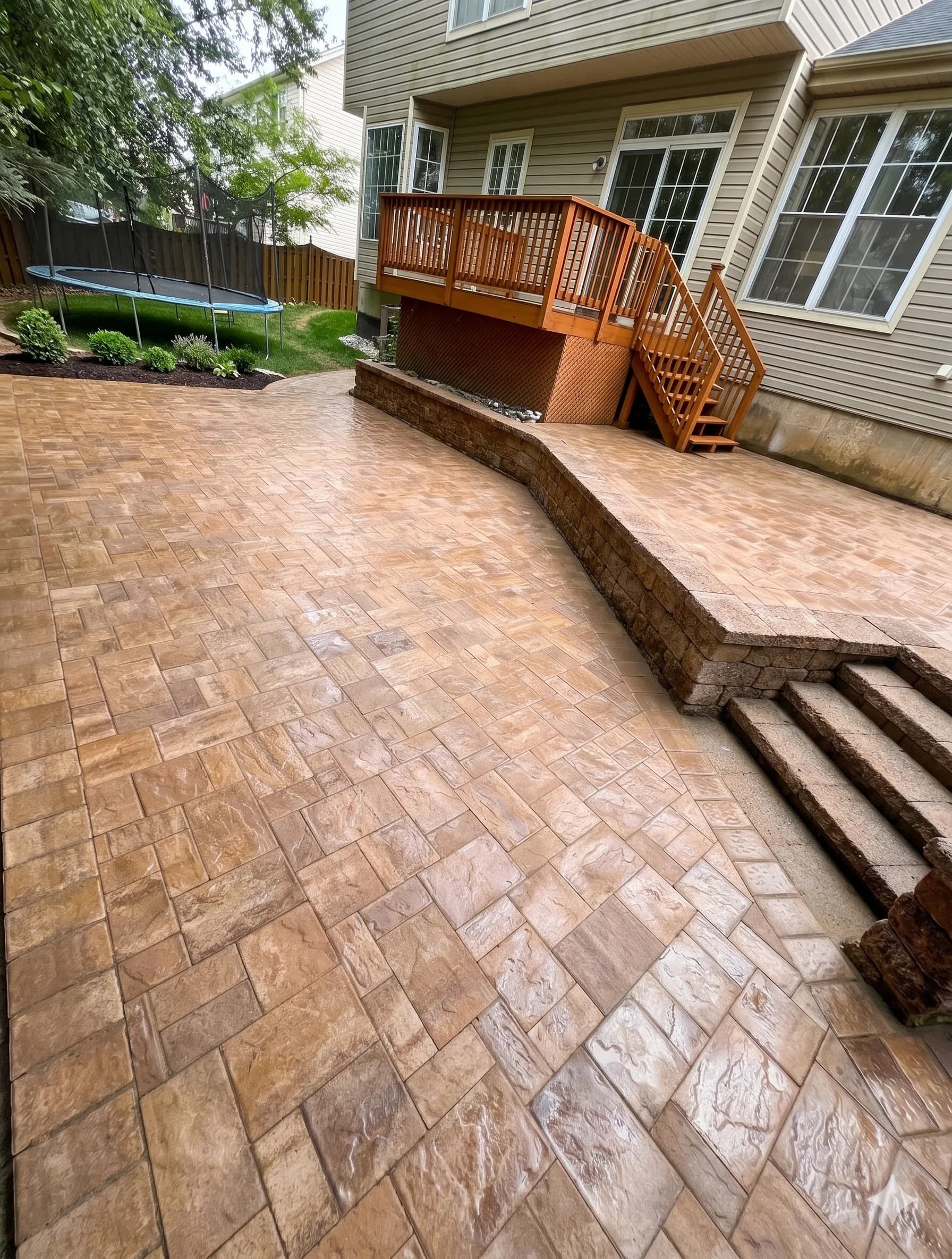 Beautiful custom deck by Premier Home Construction